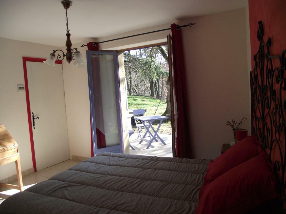 Domaine des cigales, chambre d'hôtes Saint-Martin-d'Aout Exterior foto